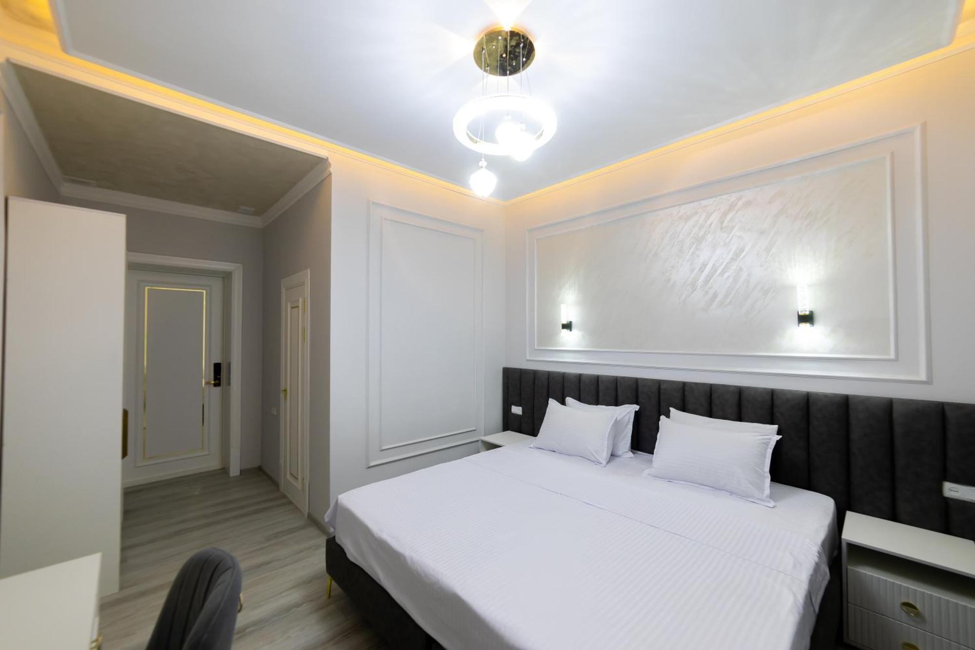 Isakhoja Hotel Хива Экстерьер фото