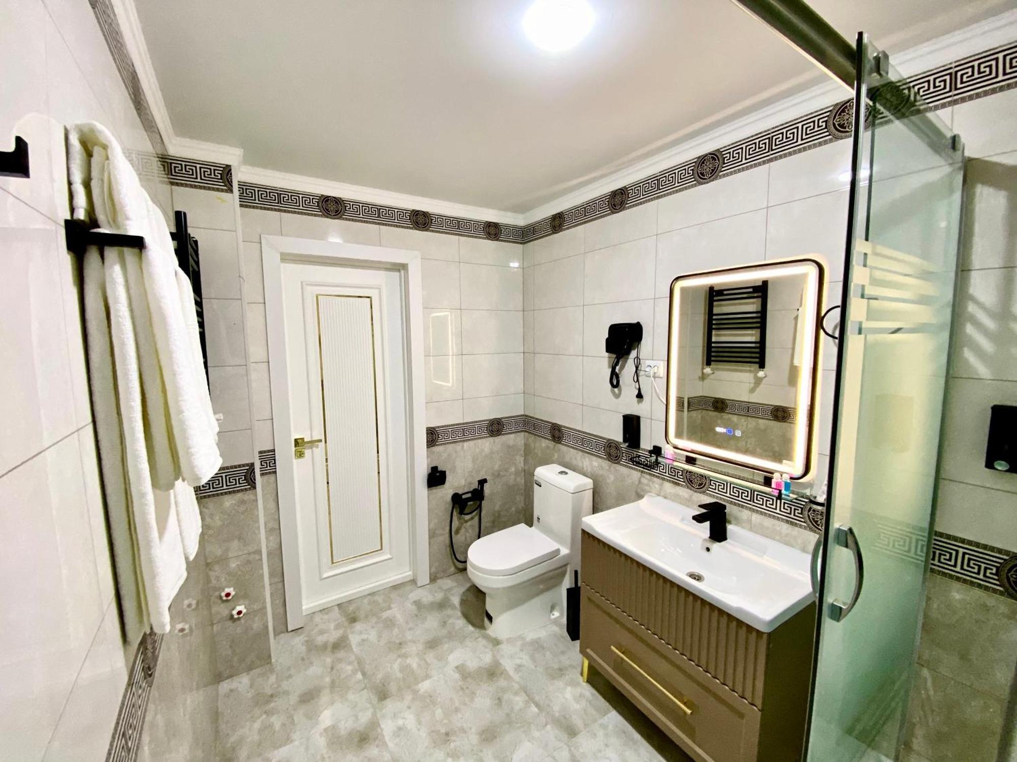Isakhoja Hotel Хива Экстерьер фото