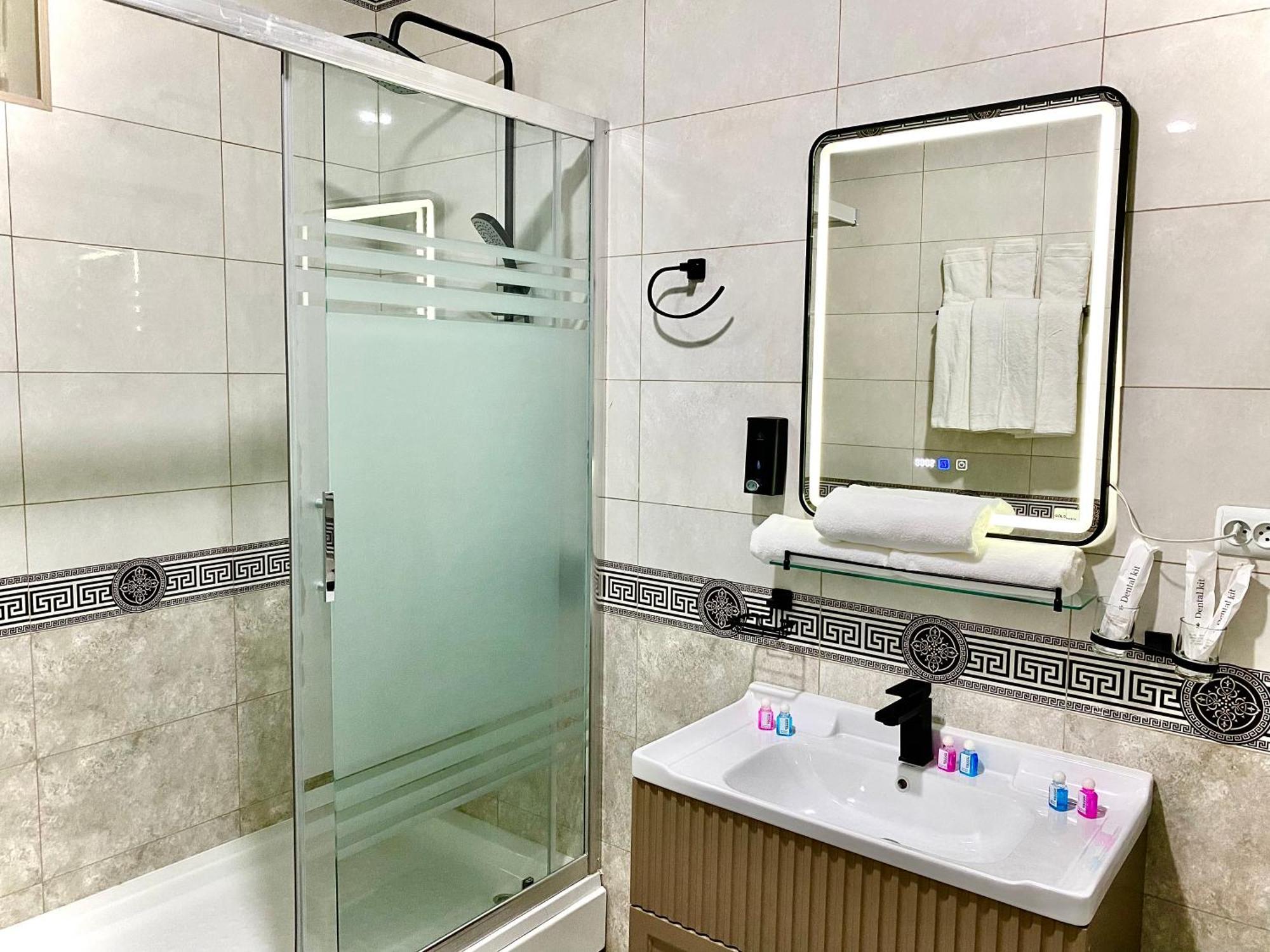 Isakhoja Hotel Хива Экстерьер фото