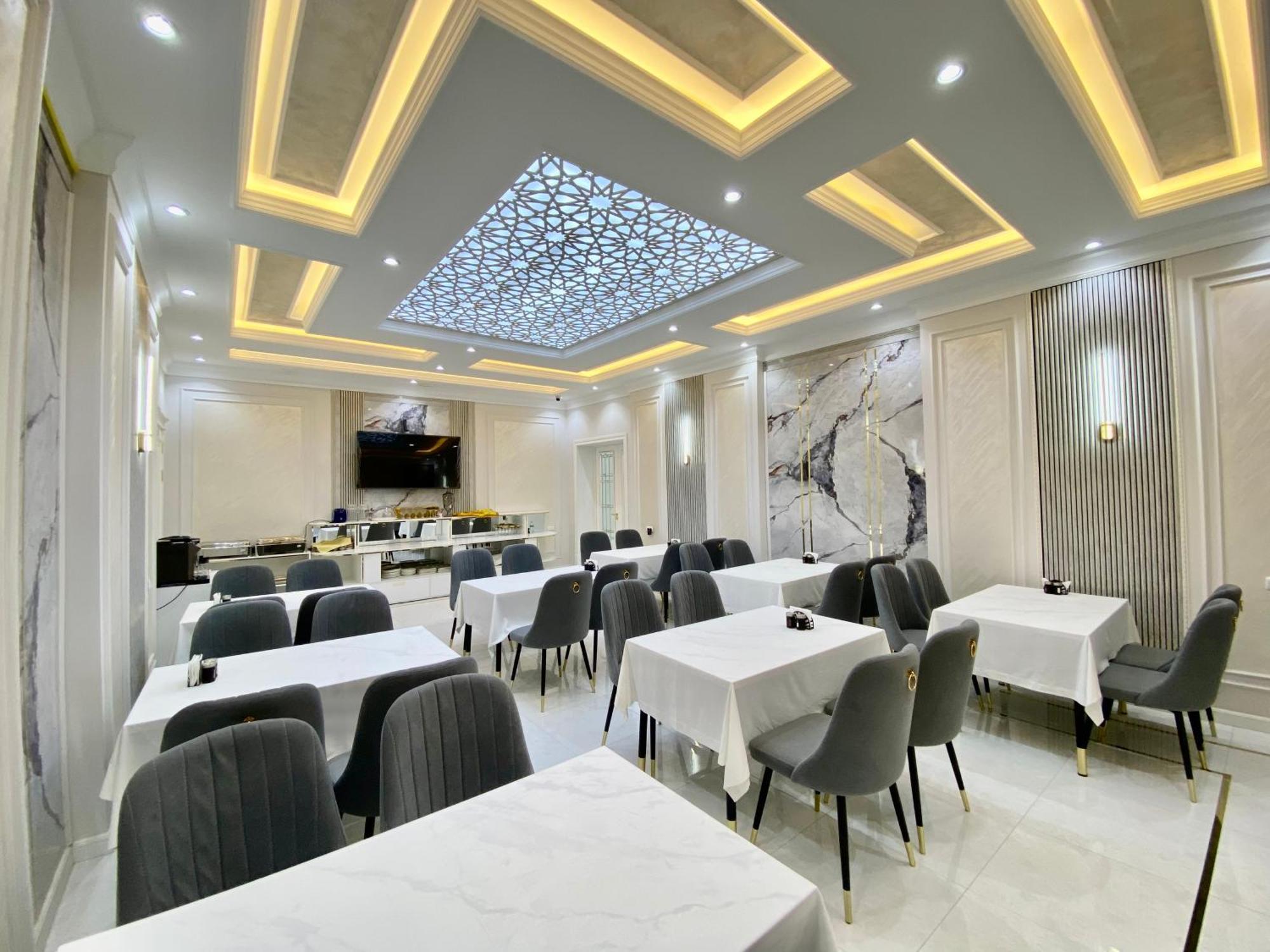 Isakhoja Hotel Хива Экстерьер фото